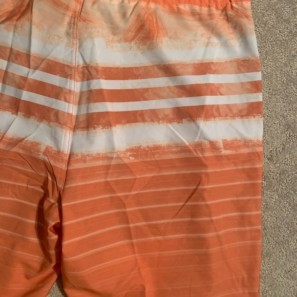 Men’s Swim Trunks Size XL NWT Board Shorts - Picture 8 of 9